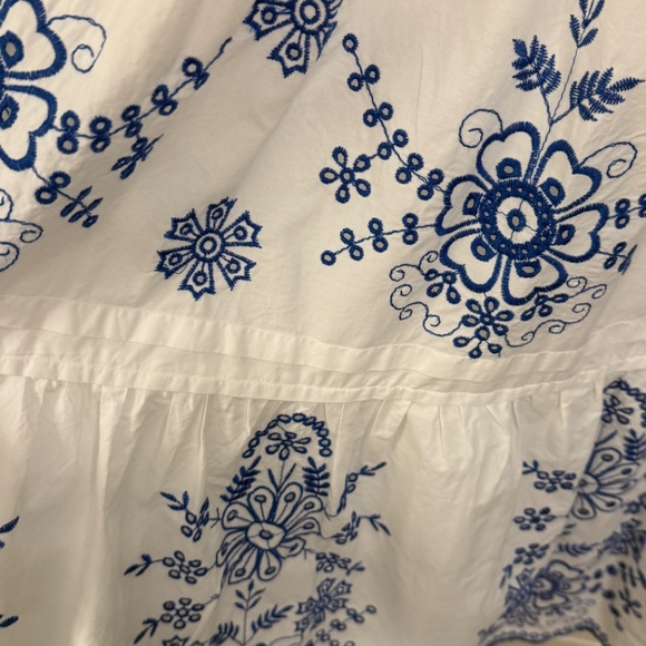 Joie Dress, White with Blue Embroidery Size Small - Picture 2 of 2
